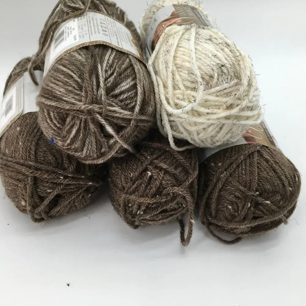 Vanna's Choice Lion Brand Yarn Barley Wheat Taupe *Lot of 5 Skeins*  Crochet